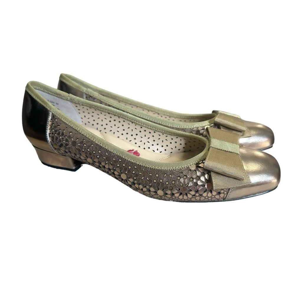 Ros Hommerson bronze Trisha metallic / patent leather flats in a size 9.5SS new - Picture 5 of 14